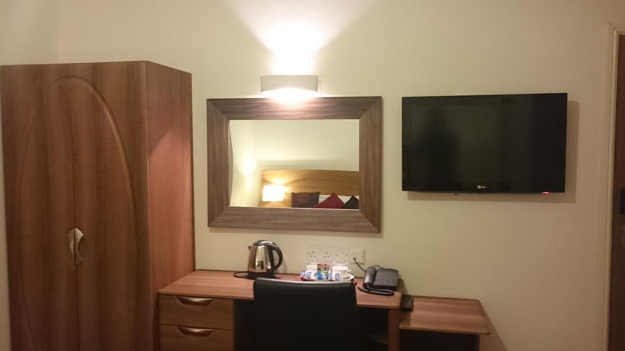Gateway Express Hotel นิวพอร์ต ภายนอก รูปภาพ